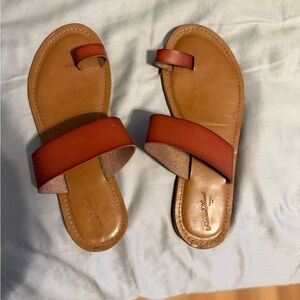 Universal Thread Brown Sandals Minimalist Design